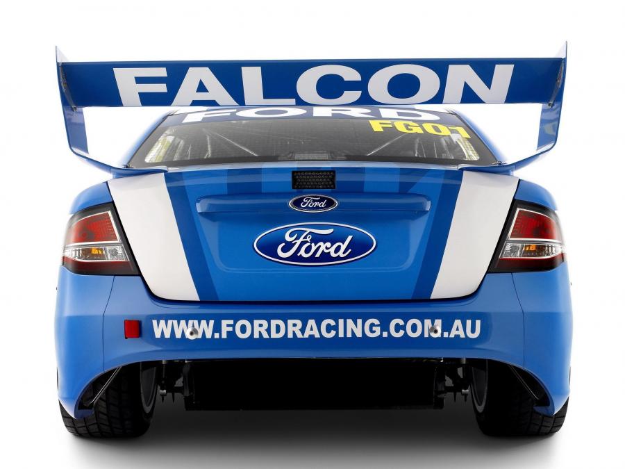  Ford Falcon FG01 2008 года  (фото 2 из 10)